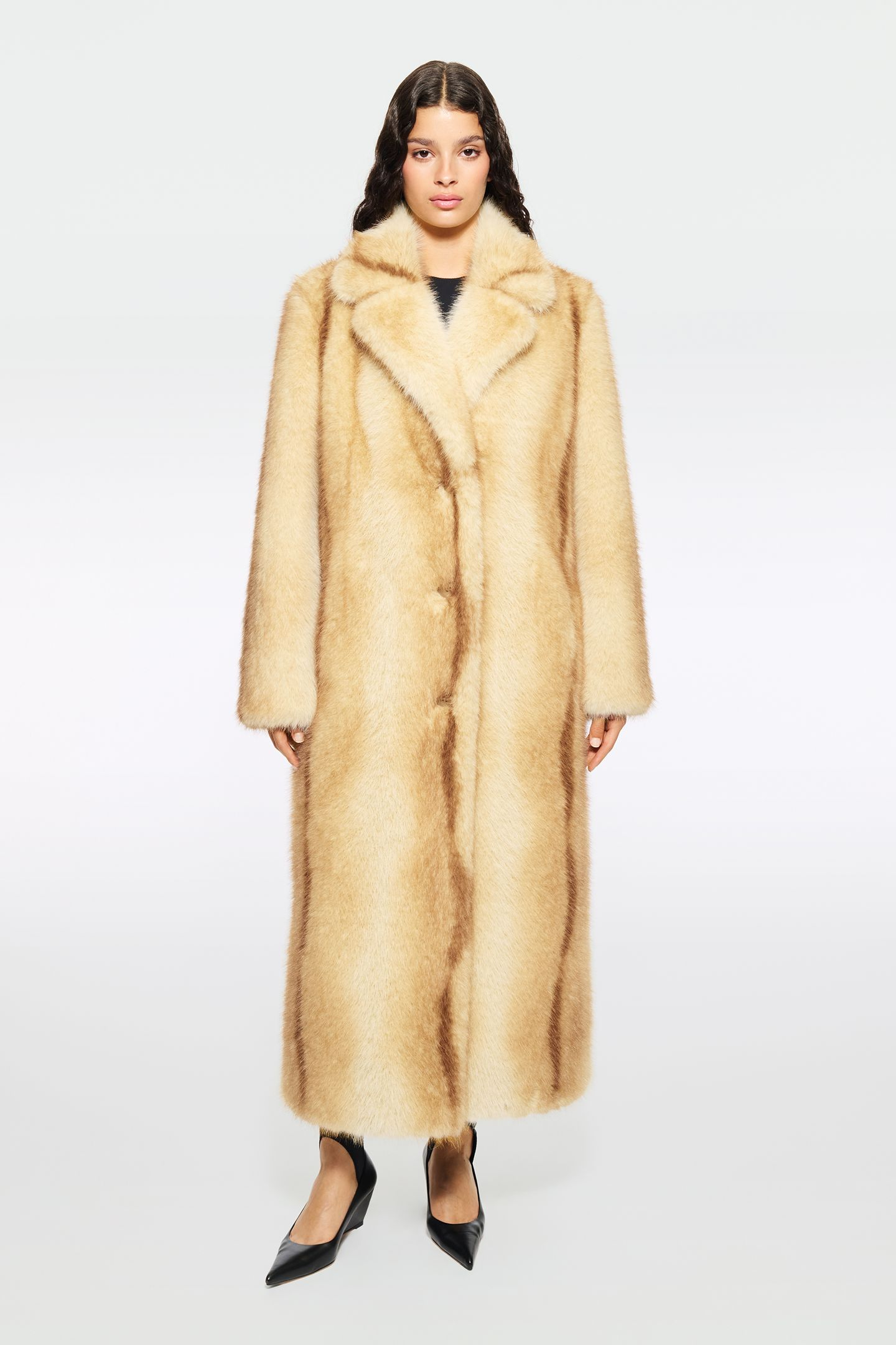 STAND STUDIO | Nora Coat