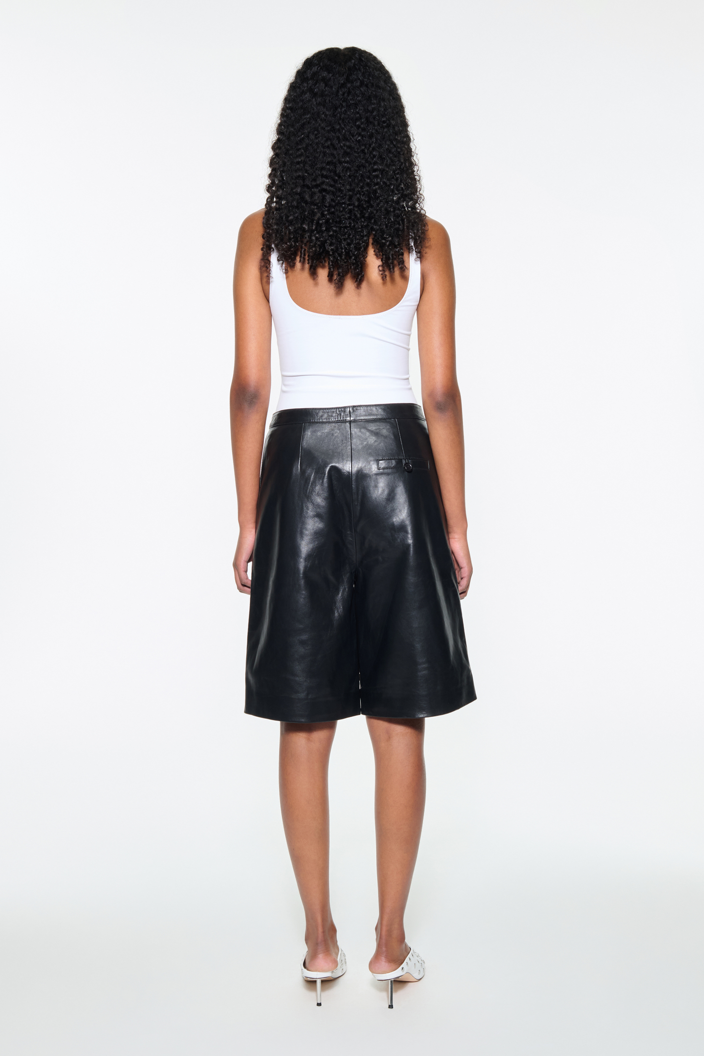 STAND STUDIO | Julieta Shorts - Black