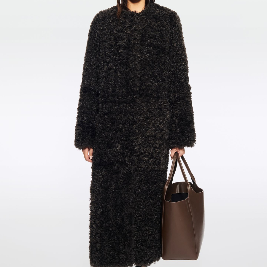 STAND STUDIO | Renata Coat