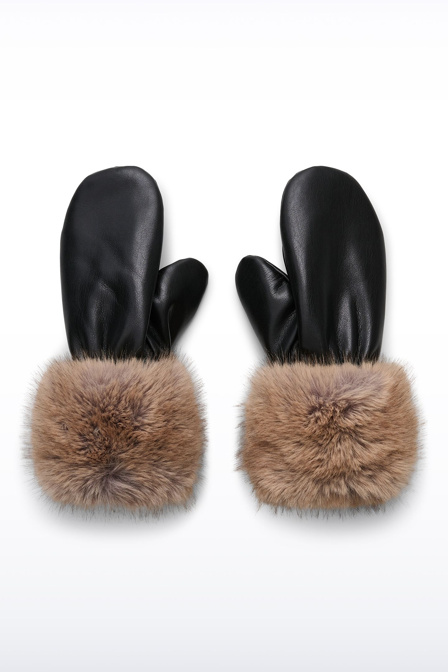 STAND STUDIO | Jane Mittens