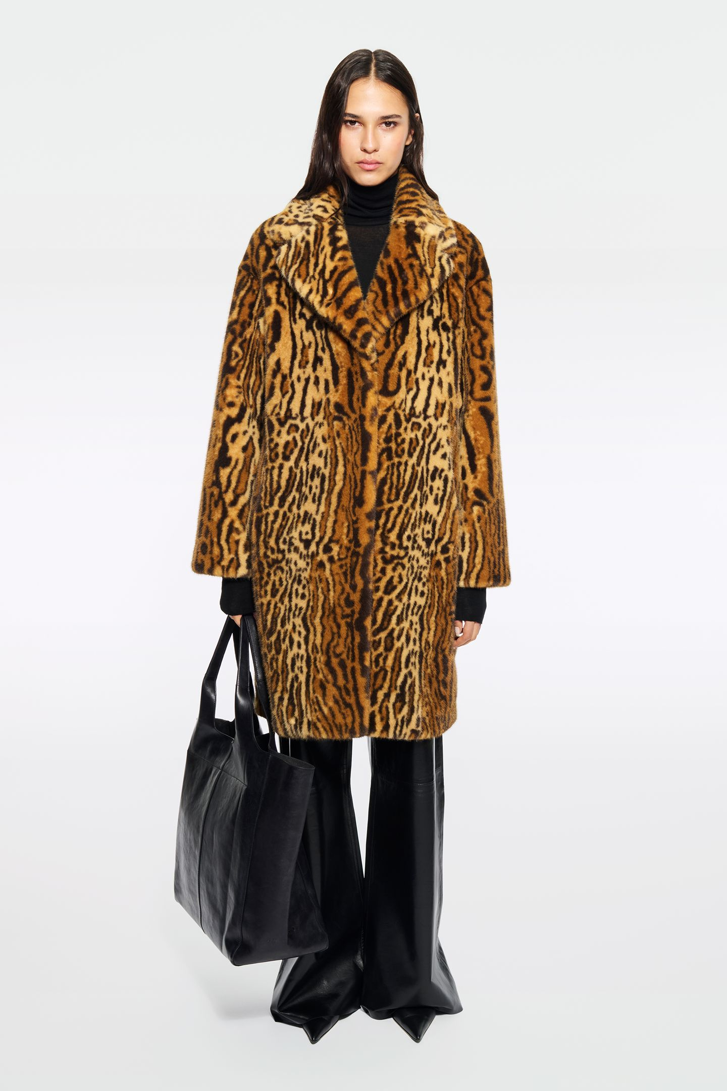 24_93ece3b66d-61137-907040200-